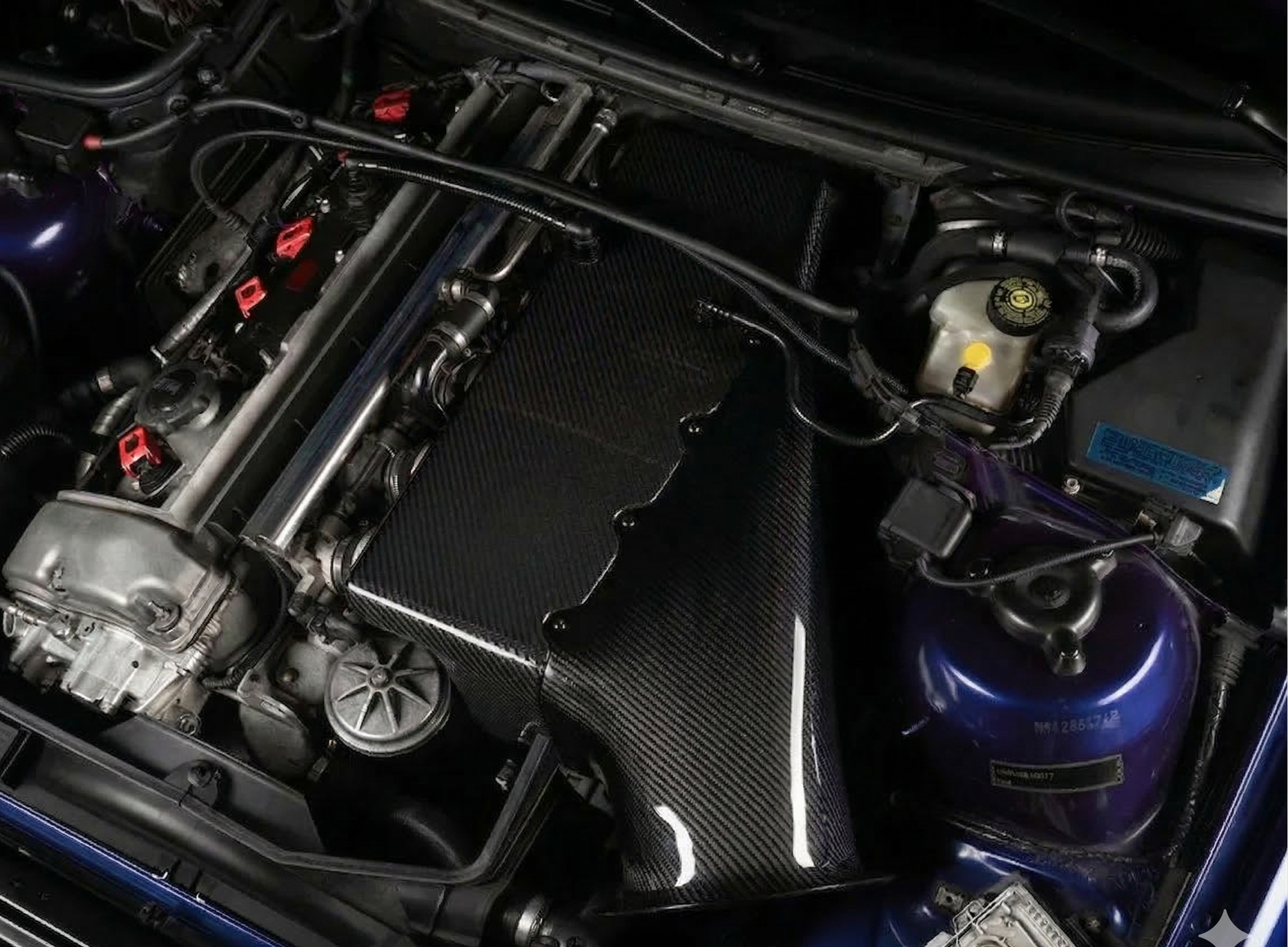 CSL Style Intake Kit - Gloss - S54 Motor E46 M3 (w/ Manual Transmission)